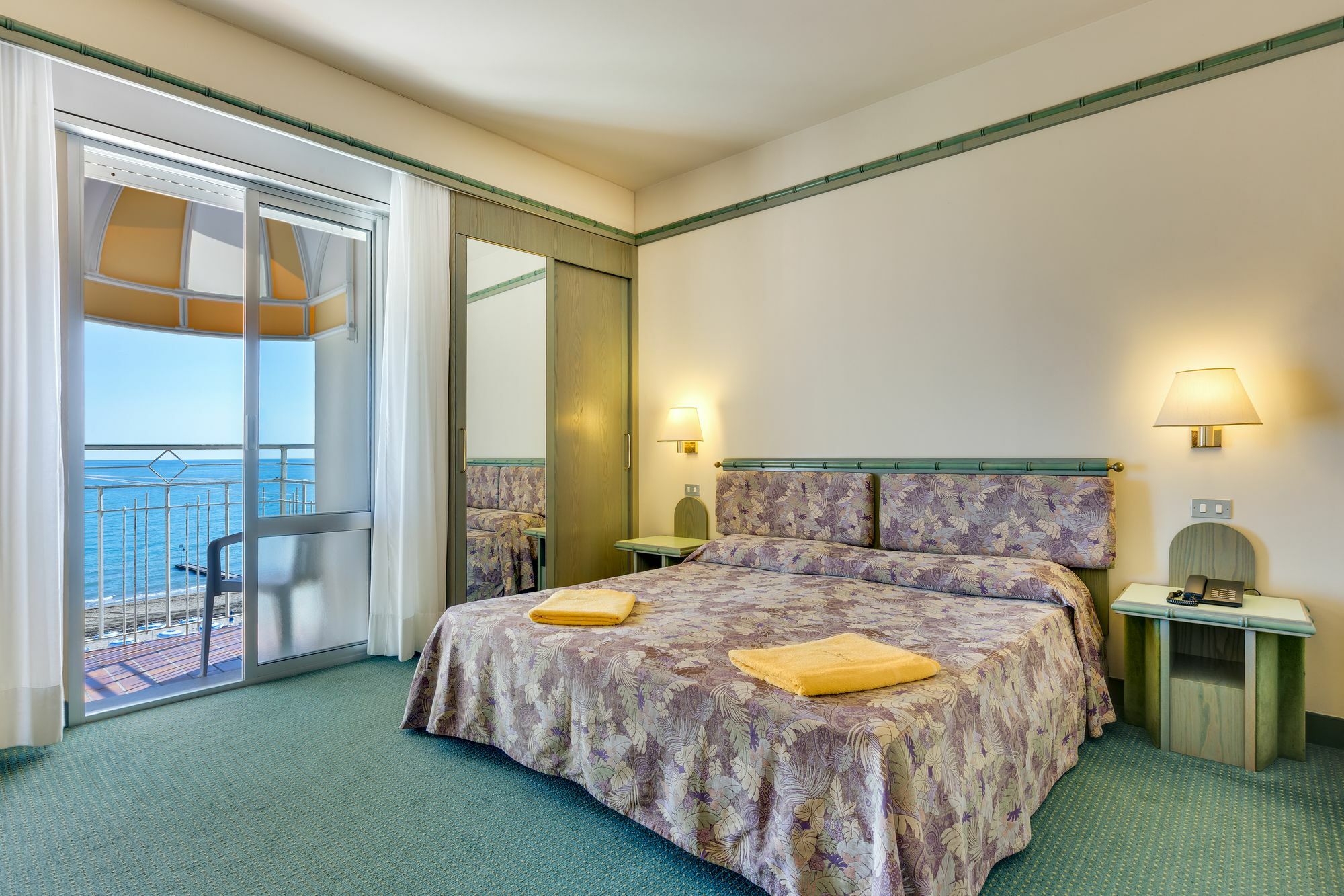 Hotel Montecarlo Lido di Jesolo Exterior photo